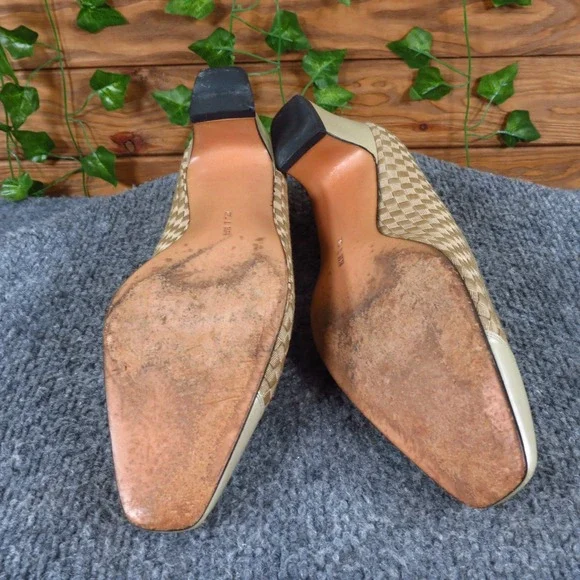 Salvatore Ferragamo Woven Women Heel Size 7 Narrow Business Casual Beige Leather
